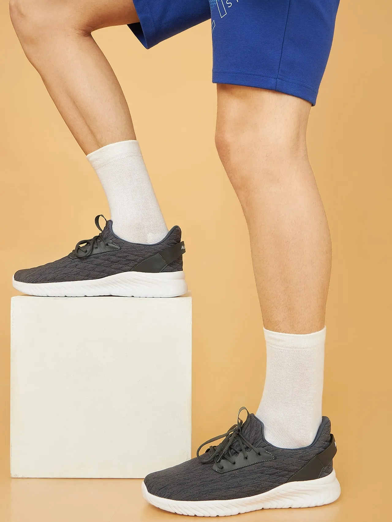 Avant Men's Dynamite Running shoes- D.Grey