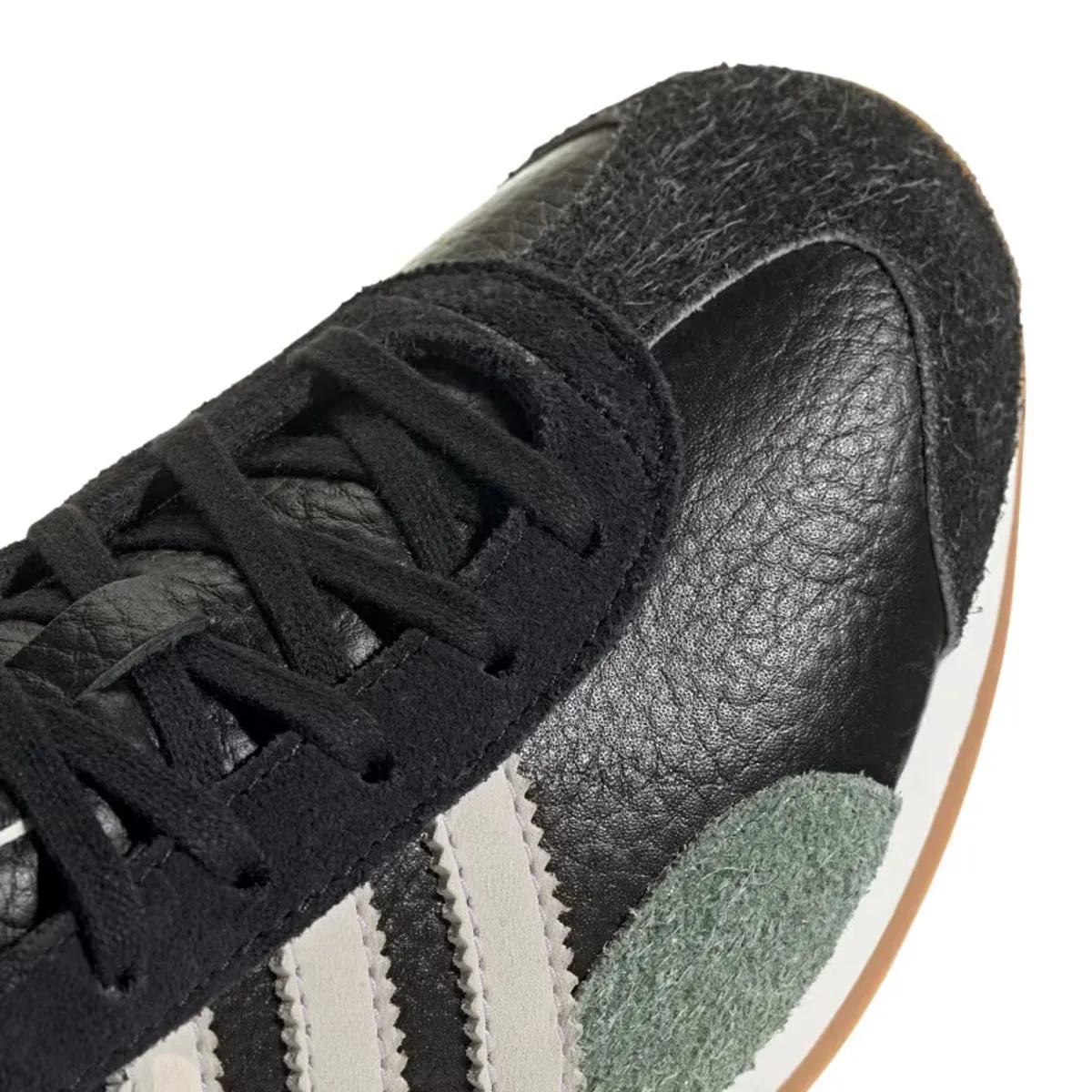 Wmns Country OG 'Core Black White'